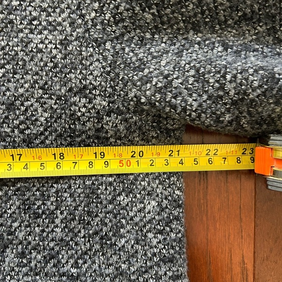 Orvis Brighton Men's Sherpa-lined 1/4 Zip
Pullover Sweater - Size Medium blue - Picture 5 of 10